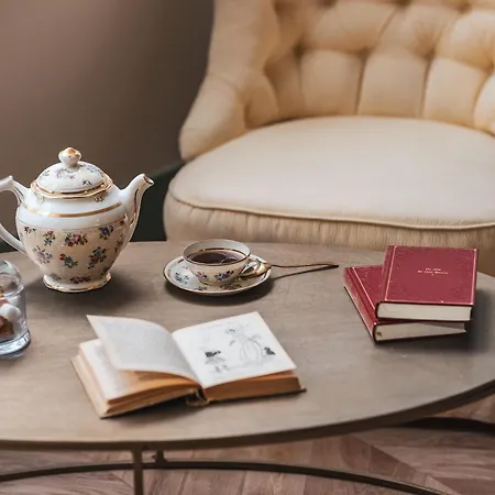 Madeleine De Senlis Hotel Paris
