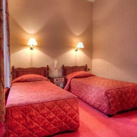 Madeleine De Senlis Hotel 3*