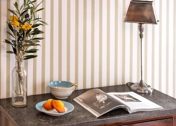 Hotel Madeleine De Senlis Paris