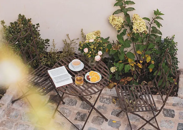 Madeleine De Senlis Paris