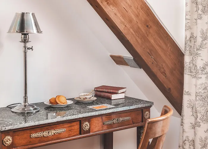 Madeleine De Senlis Hotel 3*