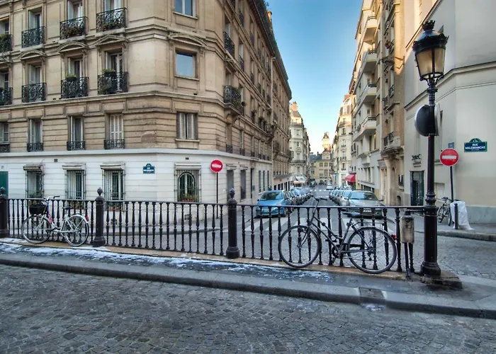 Madeleine De Senlis Paris